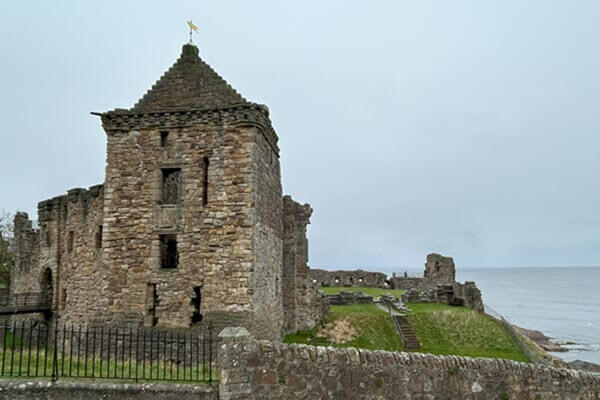 St Andrews Castle was the official residence of Bishops from the 1100s.